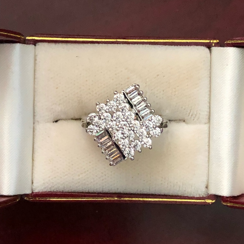 Diamond cocktail ring